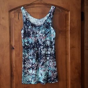Like new multi-color Mossimo tank top, size M